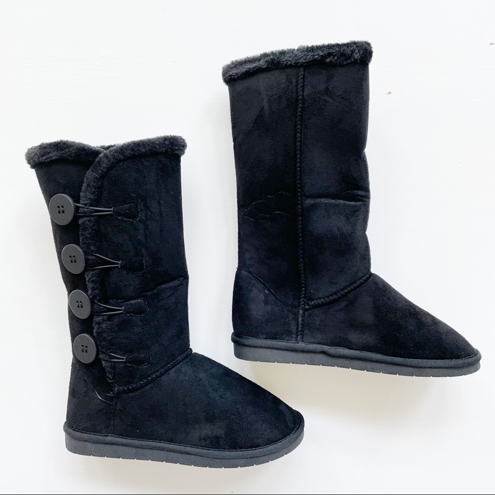 Forever Black Boots Anissa-3, Size 5. Buttons up the side!!   Brand New in Box!!